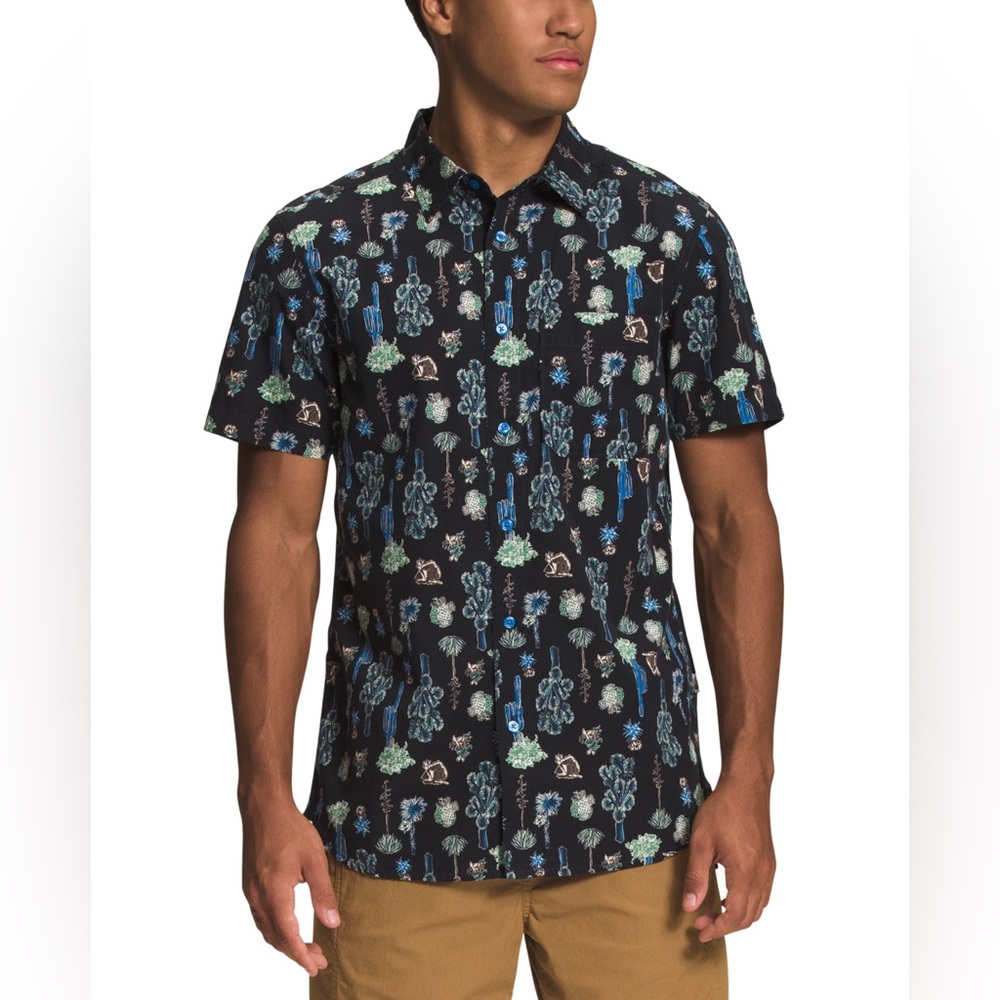 The Northface Men’s Short-Sleeve Baytrail Pattern Shirt